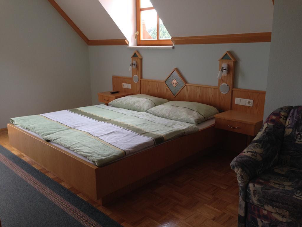דירות Wenigzell Haus Rose חדר תמונה